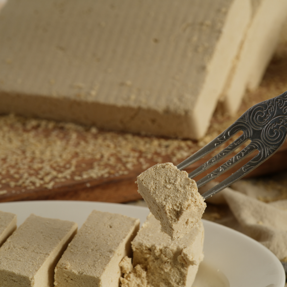 Sade Tahin Helvası 1 Kg - Gökova Susamından Geleneksel Tarif