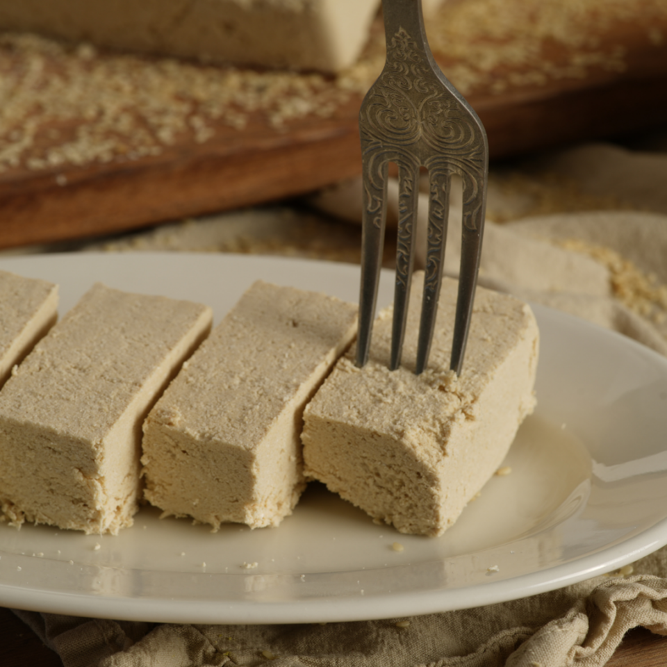 Sade Tahin Helvası 1 Kg - Gökova Susamından Geleneksel Tarif