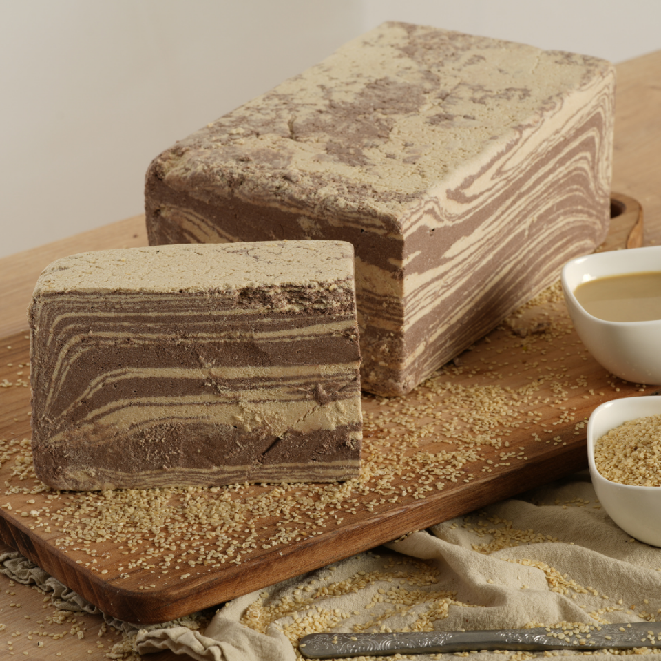 Kakaolu Tahin Helvası 1 Kg - Doğal Kakao ve Yerli Tahin Lezzeti