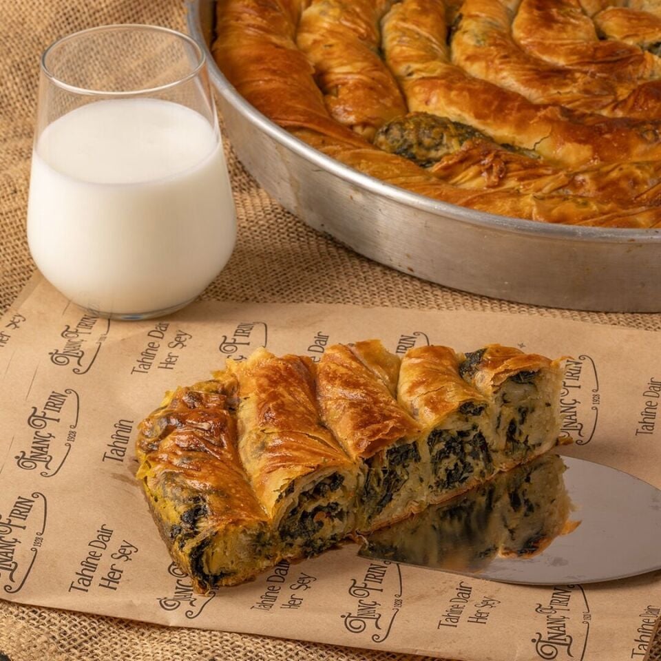 Ispanaklı Boşnak Böreği (1 kg)