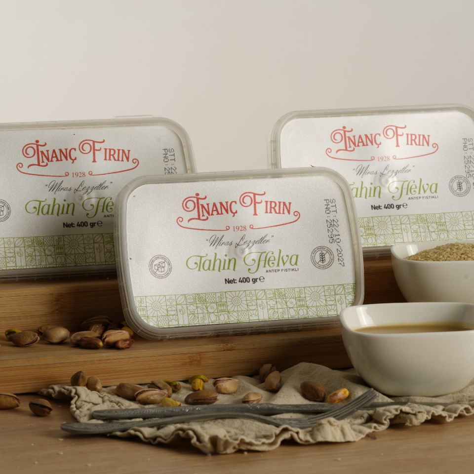 Şeker İlavesiz Fıstıklı Helva 3'lü Set -  (3 x 400 gr) ( Karakılçık Ekmeği Hediye)