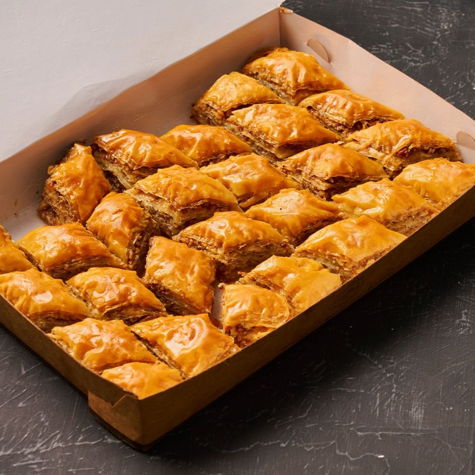 Cevizli Köy Baklavası 1 KG