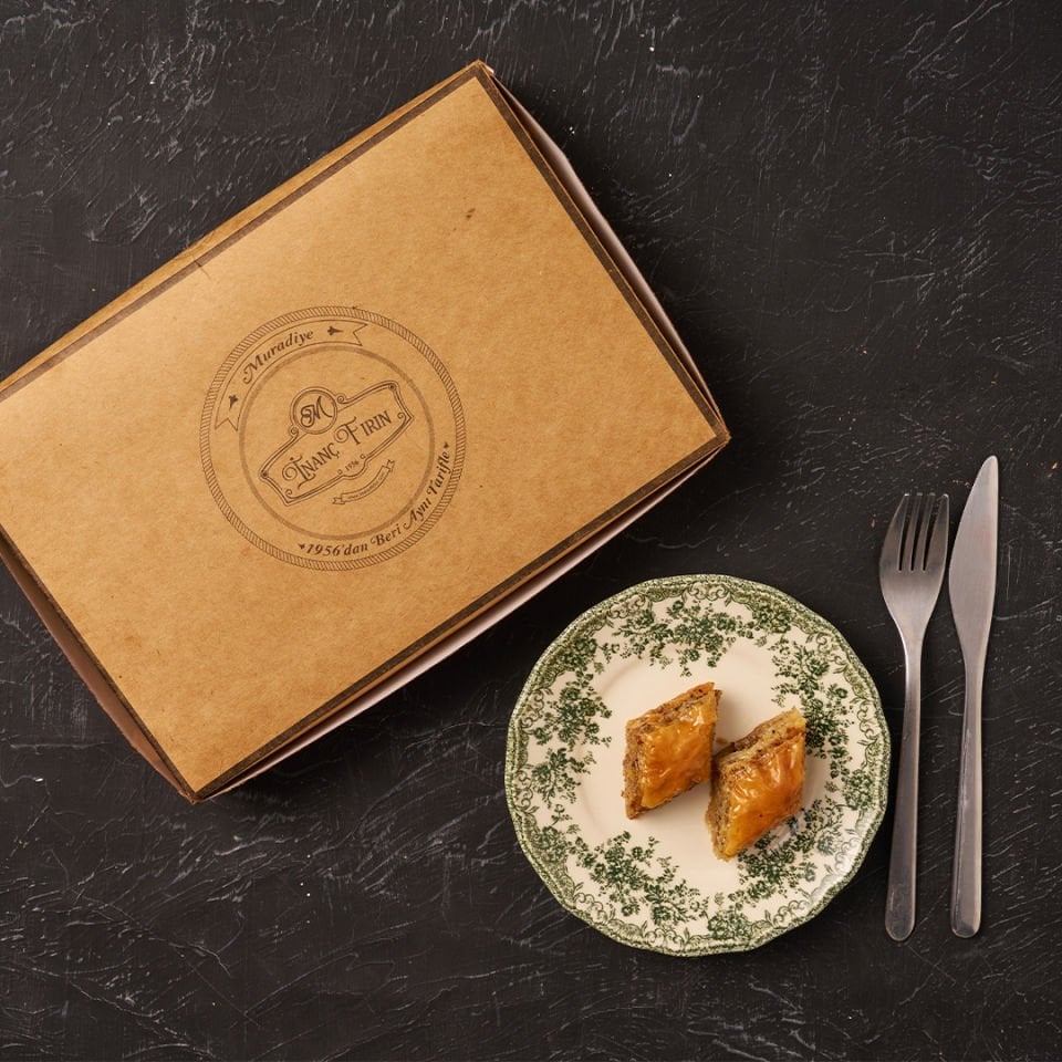 Cevizli Köy Baklavası 1 KG