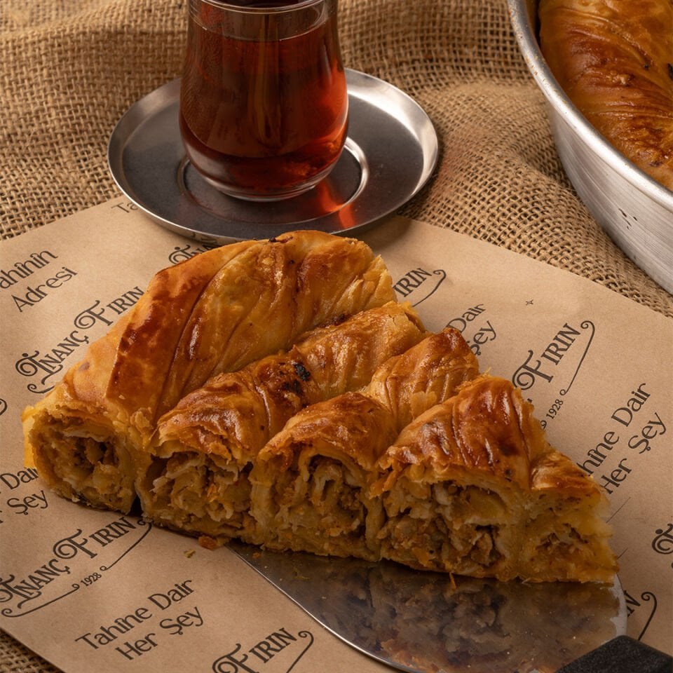 Kıymalı Patatesli Boşnak Böreği Tepsi