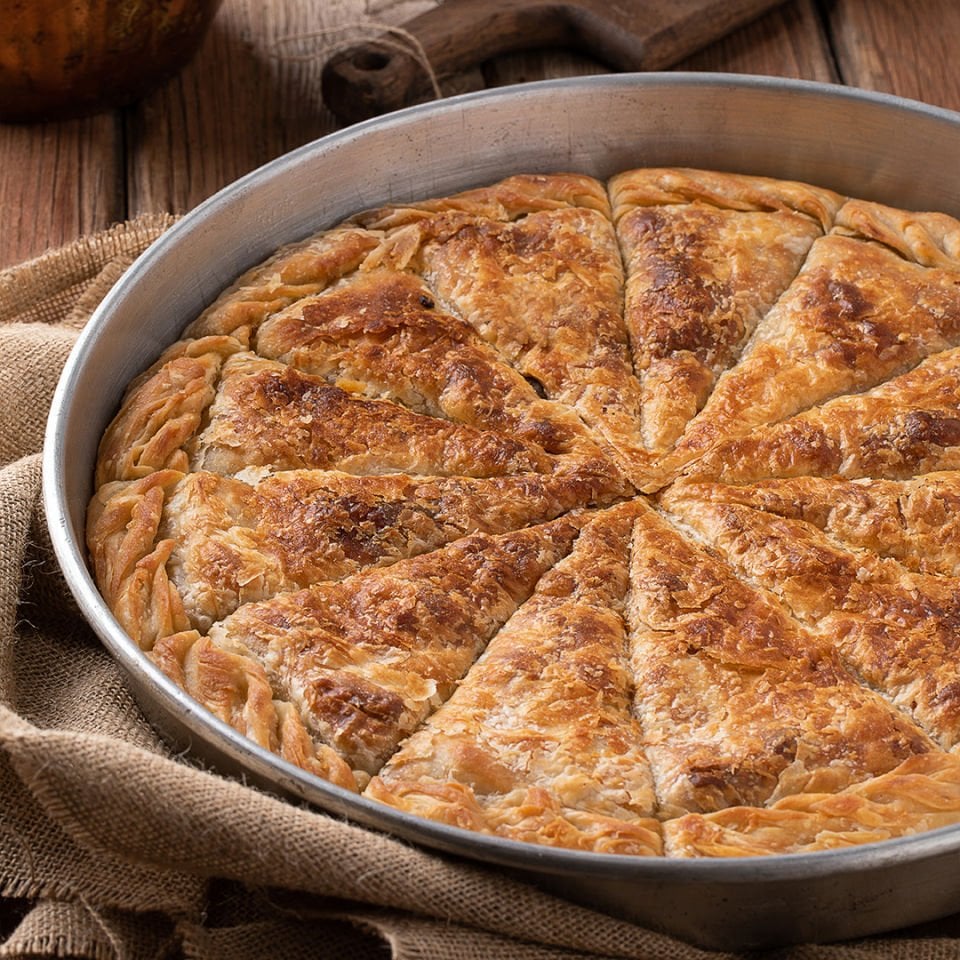 Patlıcanlı Arnavut Böreği Tepsi