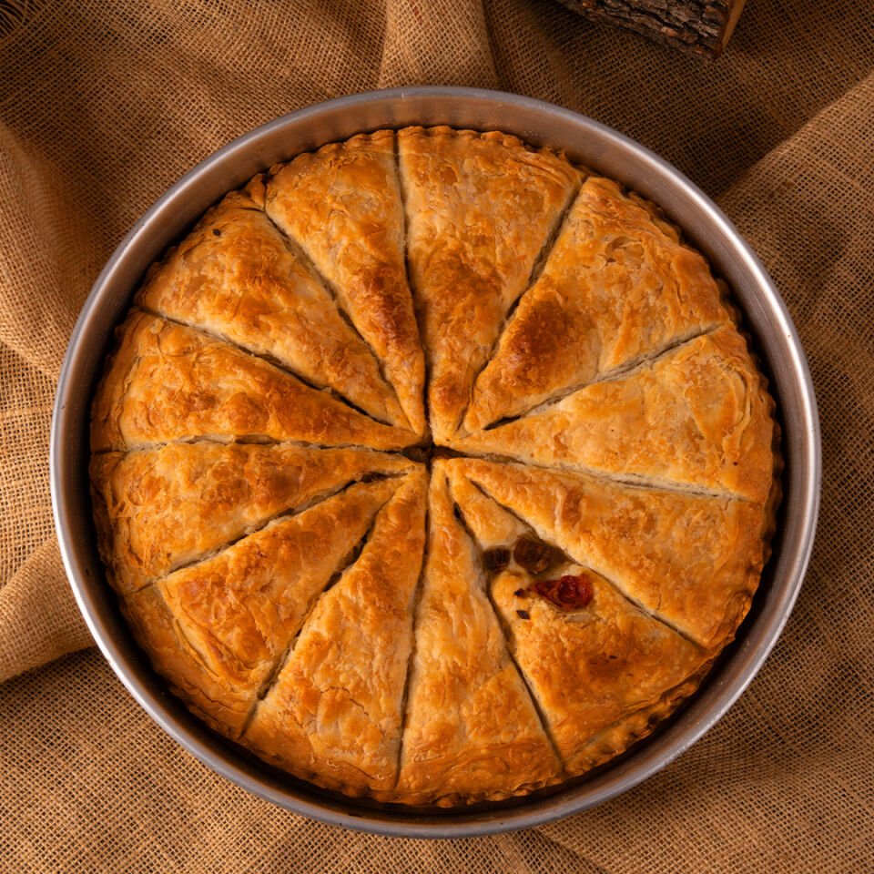 Patlıcanlı Arnavut Böreği Tepsi