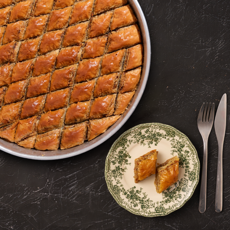 Cevizli Köy Baklavası Tepsi